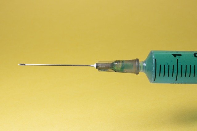 OMS diz que a melhor vacina é a que está em teste no Brasil