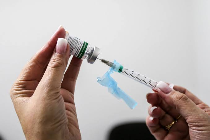 Coronavírus: Brasil vai produzir 100 milhões de doses de vacina